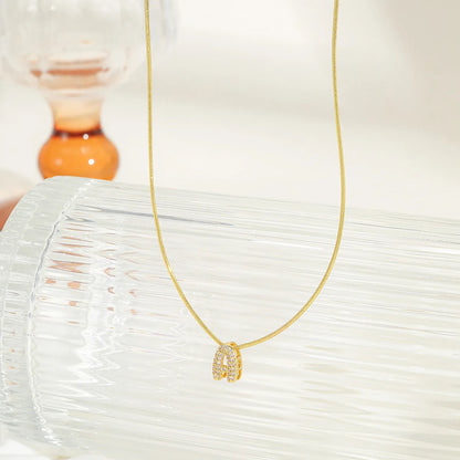 قلادة حرف بزركون