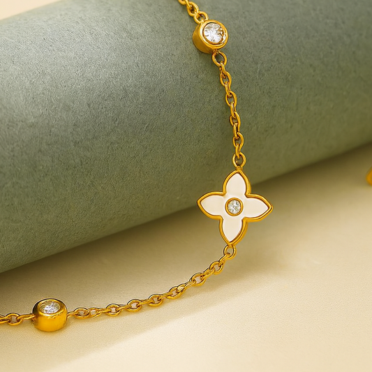 قلادة سيرينيتي