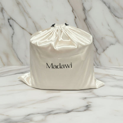 شنطة التجميل والسفر الفاخرة من مضاوي